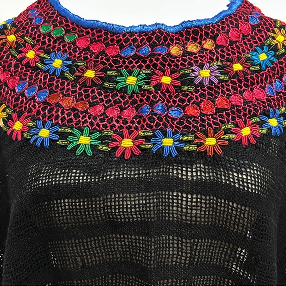 Guatemala hüipil Blouse/Tunic Hand Embroidered - Picture 3 of 9